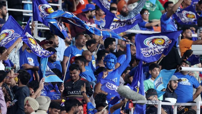 Mumbai eliminate Gujarat to keep alive IPL final hopes
