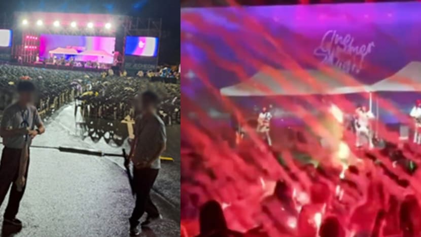 Fireworks Mistakenly Shot Into The Audience At A South Korean Music Festival, 17 Injured Fireworks Mistakenly Shot Into The Audience At A South Korean Music Festival, 17 Injured
