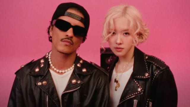 Rosé、Bruno Mars洗脑歌全球爆红　“APT.”有望打破江南大叔纪录！