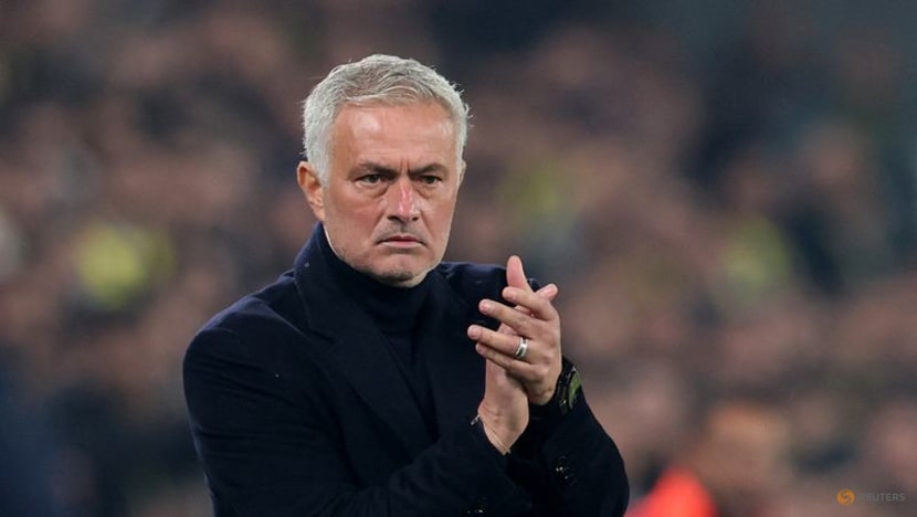 Mourinho appears to mistake Lyon physio for coach Mourinho appears to mistake Lyon physio for coach