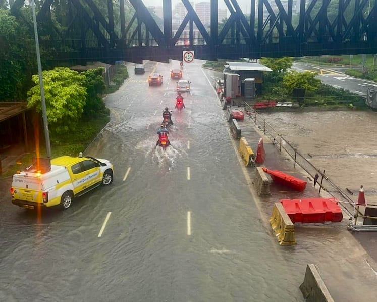 Potential flash floods between Jan 10 and Jan 13 due to monsoon surge