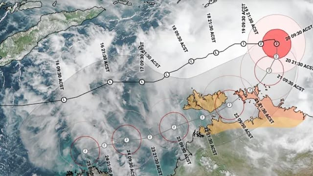 热带气旋菲娜逼近澳洲达尔文 可能带来狂风和洪灾
