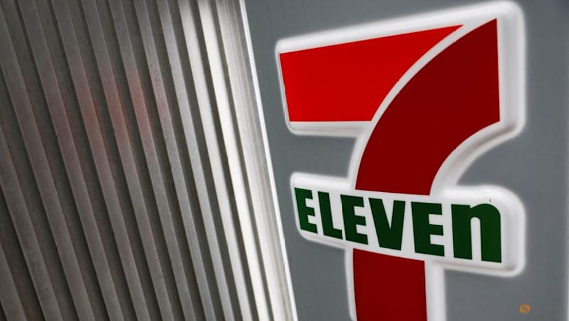 7-Eleven Inc says CEO Jeo DePinto to retire