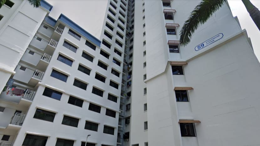 Man, 33, to be charged with injuring 2 people with razor blade; 1 victim taken to hospital