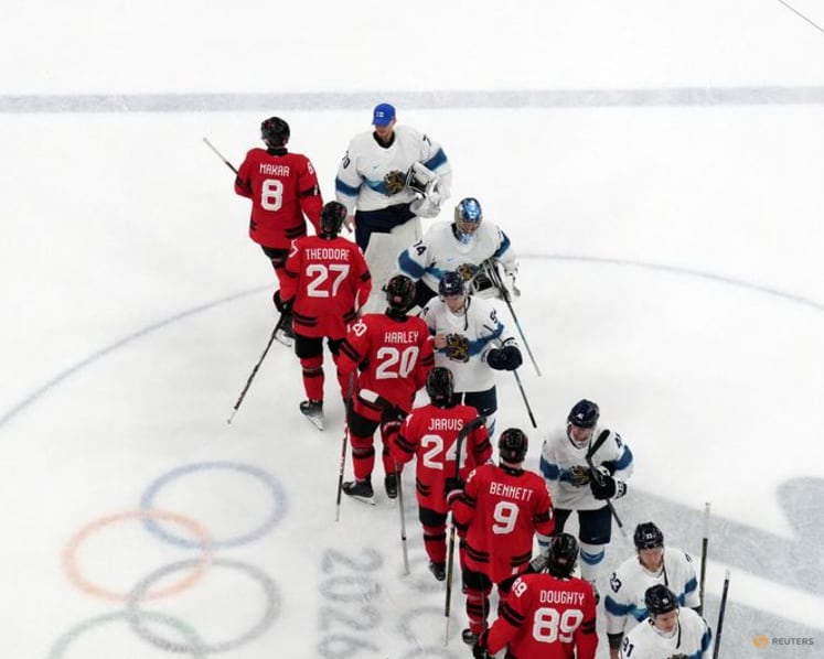 Ice hockey-Canada fight back to beat Finland, reach men's gold-medal game