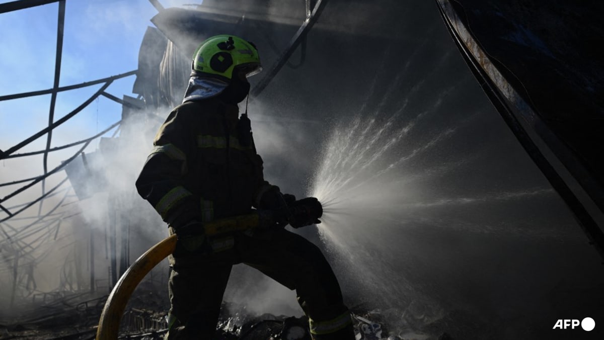 Russia pounds Ukraine in new air attack, killing 9, including children