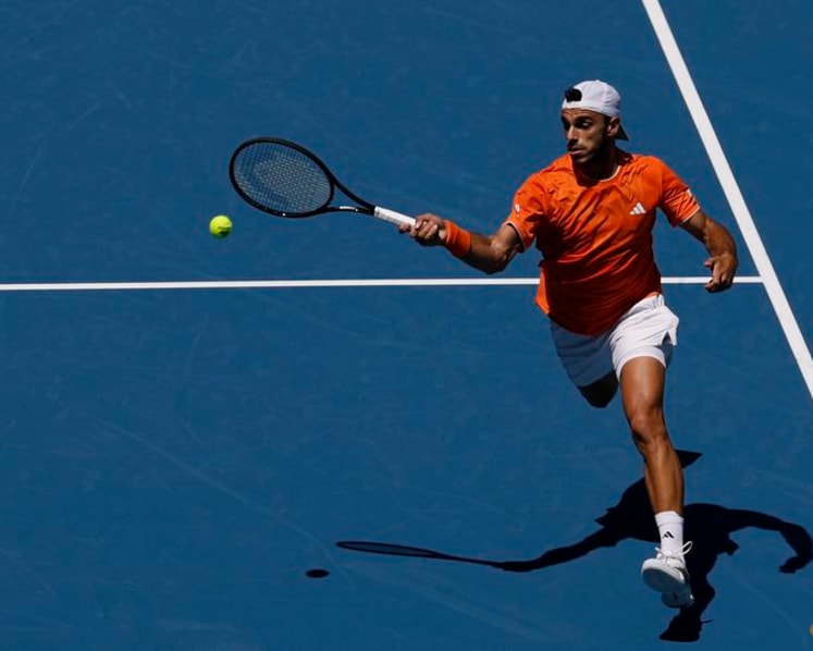 Cerundolo's Miami magic continues with stunning Medvedev upset