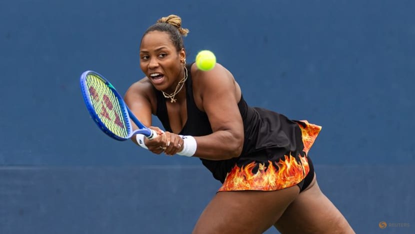 Osaka condemns Ostapenko over heated US Open row with Townsend Osaka condemns Ostapenko over heated US Open row with Townsend