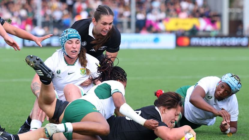 Second half blitz takes New Zealand to 46-17 World Cup win over S Africa