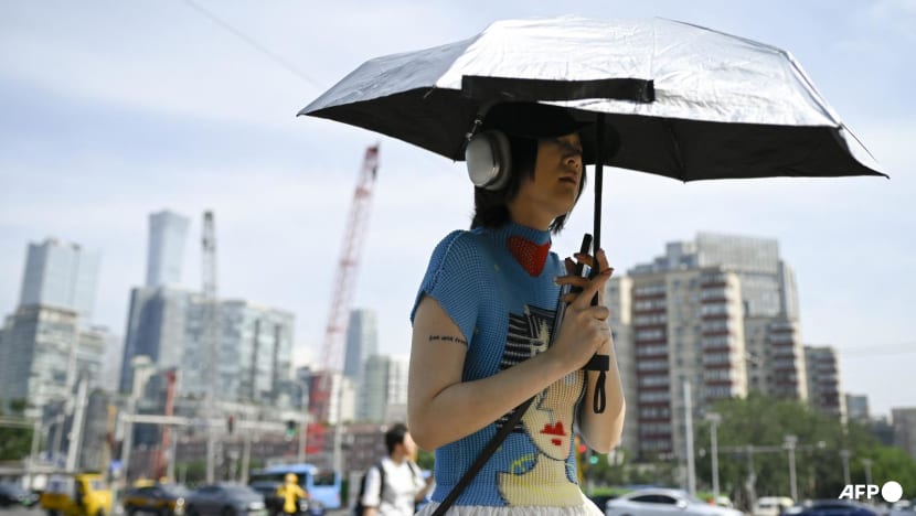 Beijing issues weather warning for hottest days of year Beijing issues weather warning for hottest days of year
