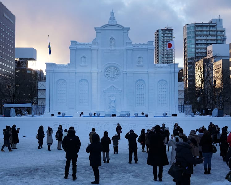 Taking photos in freezing weather? It’s a snap with a little prep