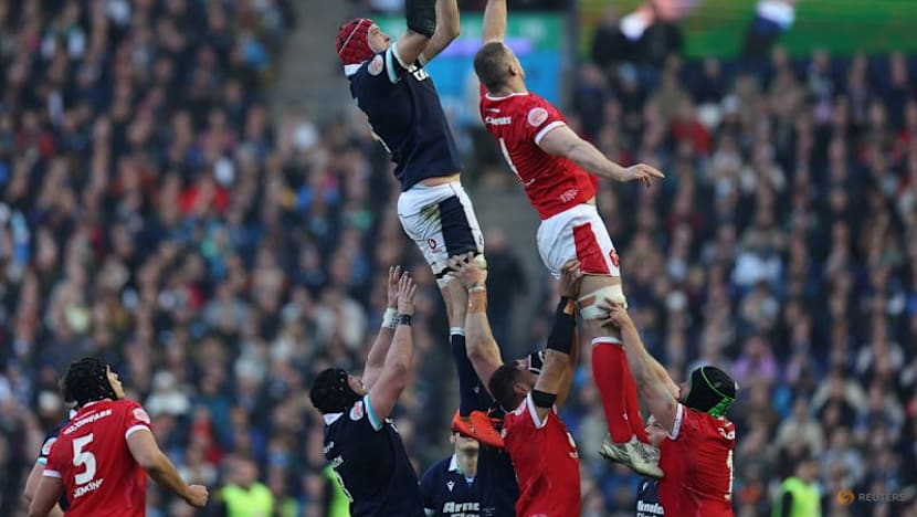 Scotland change three in the pack for do-or-die trip to Ireland