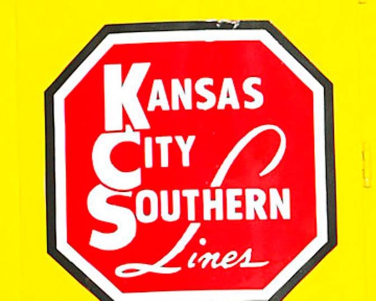 Kansas City Southern in talks on dueling rail takeover bids