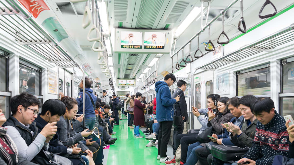 地铁上无需盲找座位 韩国应用提前通知“我要下车了” - 8world