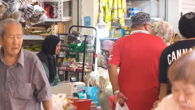 Some shops see brisk business in the lead-up to Hari Raya Some shops see brisk business in the lead-up to Hari Raya