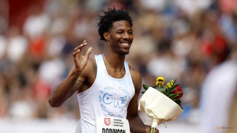 Robinson overcomes embarrassing wardrobe malfunction to win Ostrava 400 hurdles