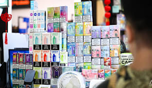 Menyusul Singapura, Malaysia akan melarang total vape pada 2026, apa risikonya?