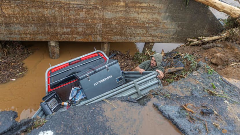 1 maut, ribuan penduduk terputus bekalan elektrik akibat banjir di New Zealand