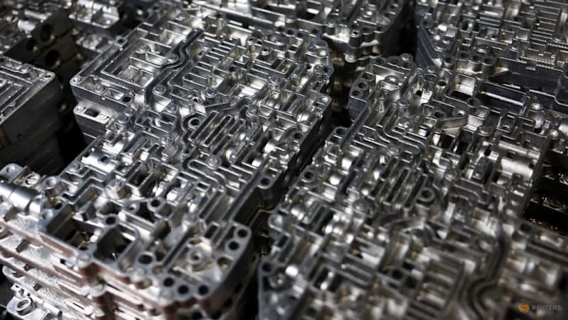 Japan quarterly capex rises 6.5% as government seeks to spur investment