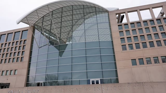 和平委员会召开首次会议 讨论卡萨重建工作