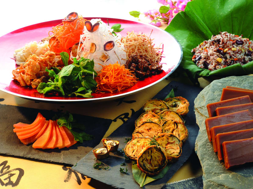 CNY takeaway reunion dinner menus