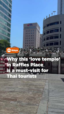 Why Thai tourists are flocking to this Raffles Place “God of Love” temple in Singapore 🇸🇬🇹🇭❤️ #8dayssg #8dayssgtrending #fypsg #sgtiktok #travelasia 