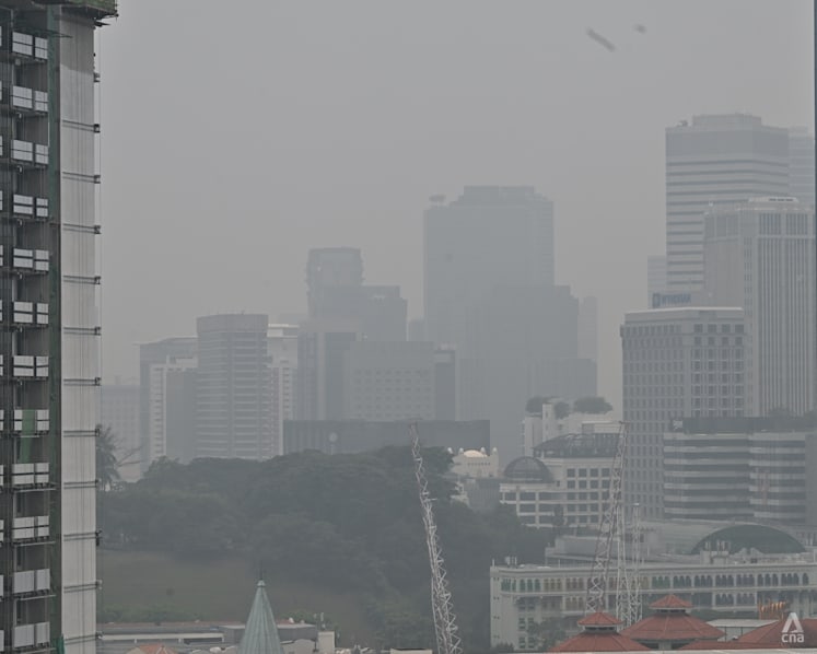 Air quality across Singapore remains in unhealthy range Air quality across Singapore remains in unhealthy range