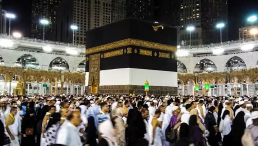  Makkah alami fenomena penjajaran bulan di atas Kaabah pada 28 Feb 