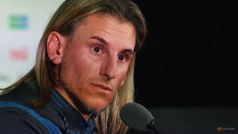 Ecuador coach brushes off travel delays, underdog tag ahead of Mexico clash