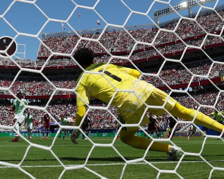 Qatar's keeper Abunada enjoys 'most beautiful moment' at World Cup after setbacks