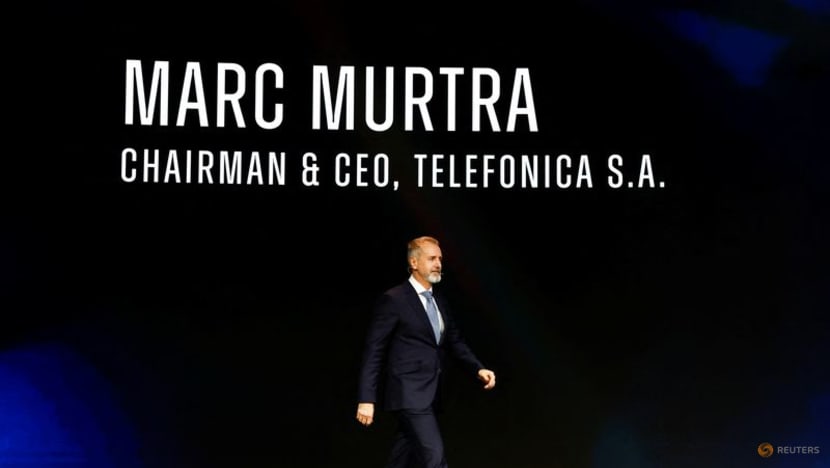 Virgin Media O2's plan to spin off infrastructure is scrapped, Telefonica CEO says 