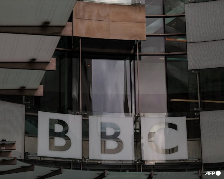 BBC grapples with response to Trump legal threat