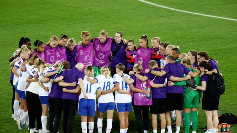 England's French pressing problem leads to Women's Euro defeat England's French pressing problem leads to Women's Euro defeat