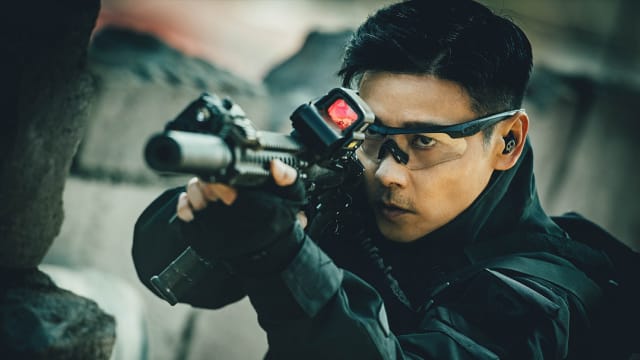 《狼群》动作戏出彩　剧本还欠火候