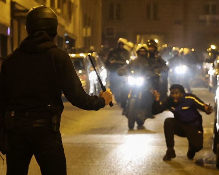 Commentary: When police shot a teenager dead in Paris, a rumbling pressure cooker exploded