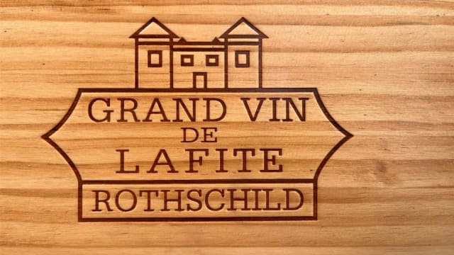 【城市呼吸｜彭菲菲】当百年家族Rothschild遇上AI军火商Nvidia