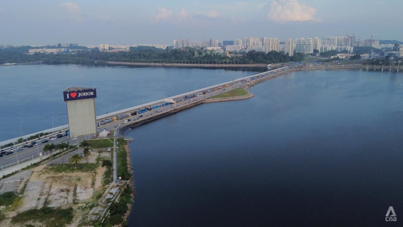 Singapore authorities in discussions about app-based bookings for cross-border taxi services Singapore authorities in discussions about app-based bookings for cross-border taxi services
