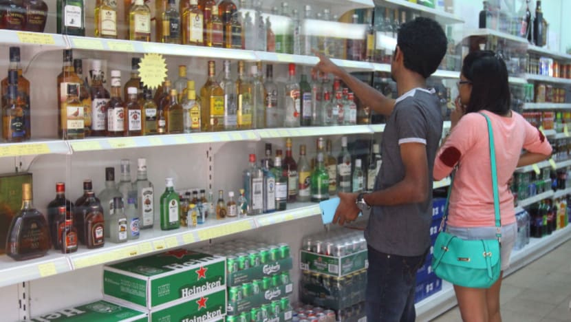 Islandwide limits on public drinking proposed