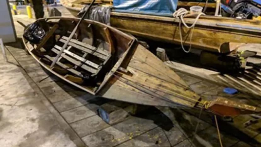 Lelaki dipenjara, disebat kerana cuba masuk S'pura dengan sampan Lelaki dipenjara, disebat kerana cuba masuk S'pura dengan sampan