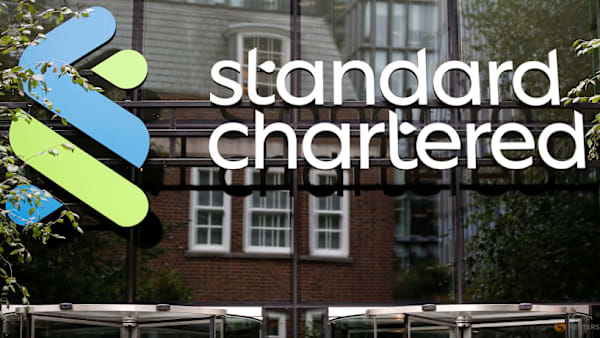 StanChart akan potong lebih 7,000 pekerjaan, AI bakal gantikan 'pekerja bernilai rendah'