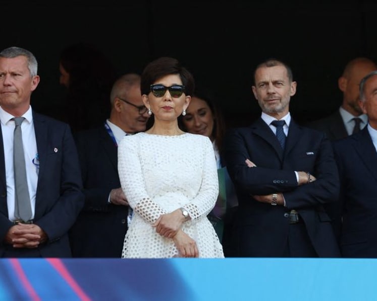 Kang moves to take control of Olympique Lyonnais owner EFG for $30 million