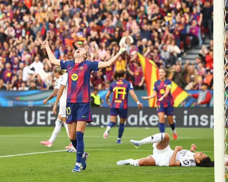 Barcelona brush aside Real Madrid to make Women's Champions League semis