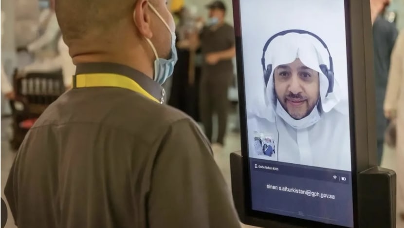 Robot AI di Masjidil Haram jawab pertanyaan agama, fatwa