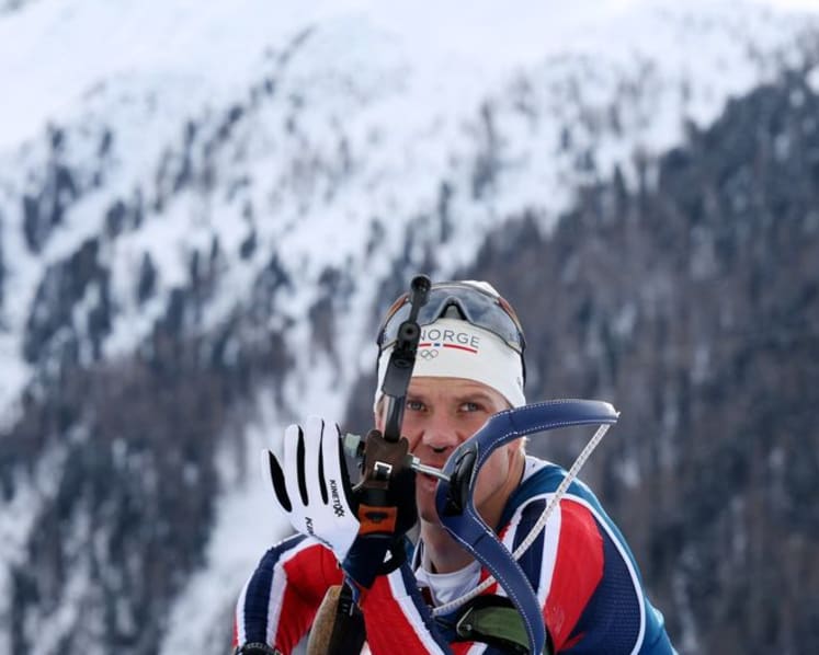 Biathlon-Rifles, bullets and borders - how biathletes transport their firearms on the competitive circuit