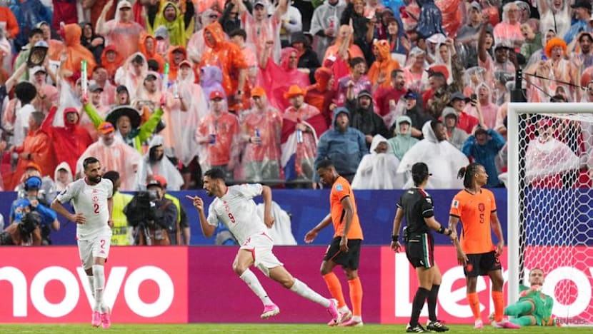 Dutch ease past Tunisia 3-1 to finish top of Group F