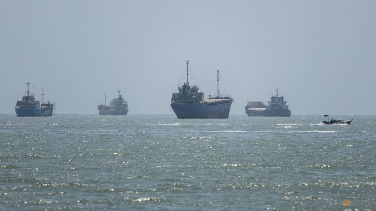 Iran and Oman still working on Strait of Hormuz accord, says senior Iranian source