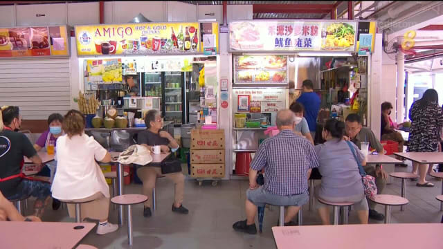 樟宜村小贩中心翻新后重开 两成摊贩涨价约一成