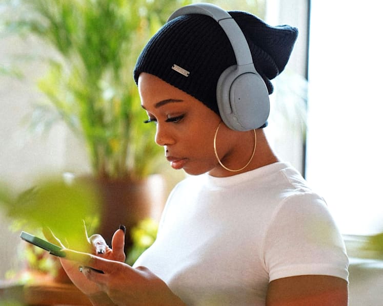 Active noise-cancelling headphones: 9 active noise-cancelling headphones for music and movies