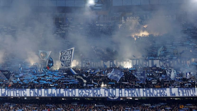 Napoli and Inter set to take title race down to the wire Napoli and Inter set to take title race down to the wire
