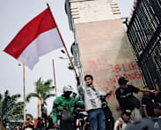 Thousands protest in Jakarta for stronger anti-corruption measures